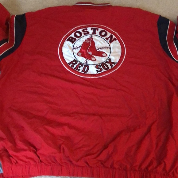 Boston RedSocks Embroidered Pullover - Picture 8 of 10